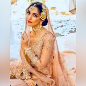 Elegant mermaid style! Peach and gold fancy party/wedding wear! M sz 38